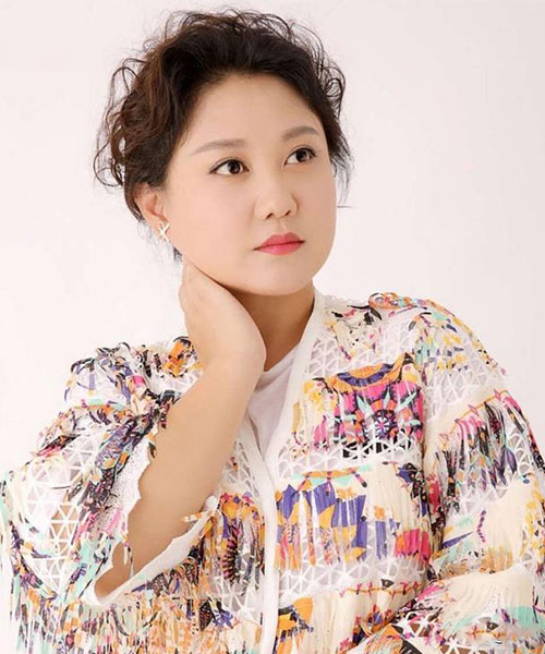 明星祝福简介:杨晓丹,演员